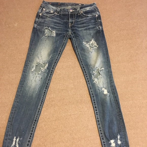 Miss Me Denim - Size 28 Miss Me Skinny Distressed